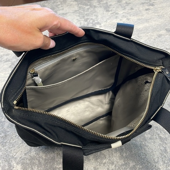 Kate Spade Barrow Street Tote Bag Bow Accent Zip Top Black White Classic - Picture 14 of 17